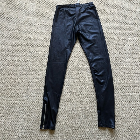 Cemi Ceri Black Faux Leather Leggings with Zippers at Ankles Size Small - Picture 4 of 6